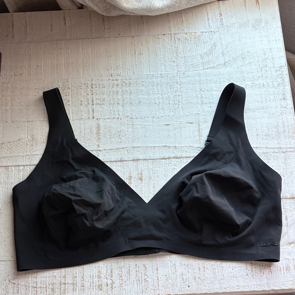 SKIMS Black Bralette